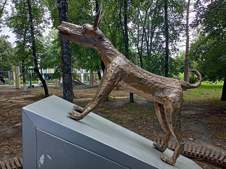 Скульптура «Собака Злюка» в Дзержинске